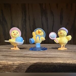 Hallmark Merry Miniatures Set of 3 Easter Spring Holiday Chick Figurines